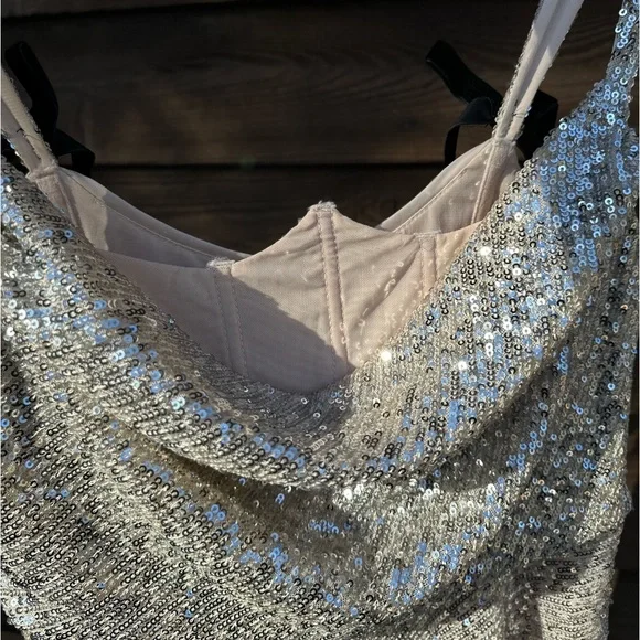 Brand new For love and lemons Candice dress sparkly sequin party NYE black bow - Picture 4 of 5